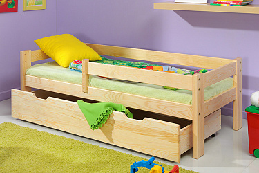 Детская деревянная кровать "Немо"