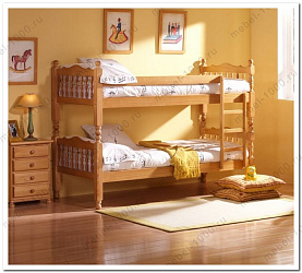 Двухъярусная кровать из массива "Ксения"